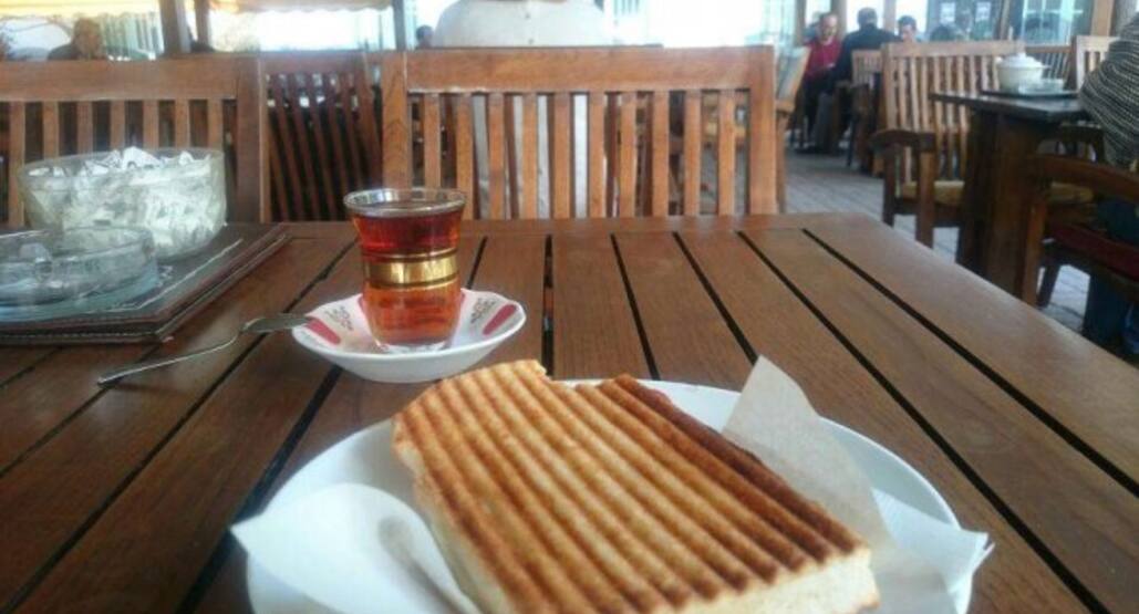 Istasyon Cay Bahcesi Bostanci Istanbul